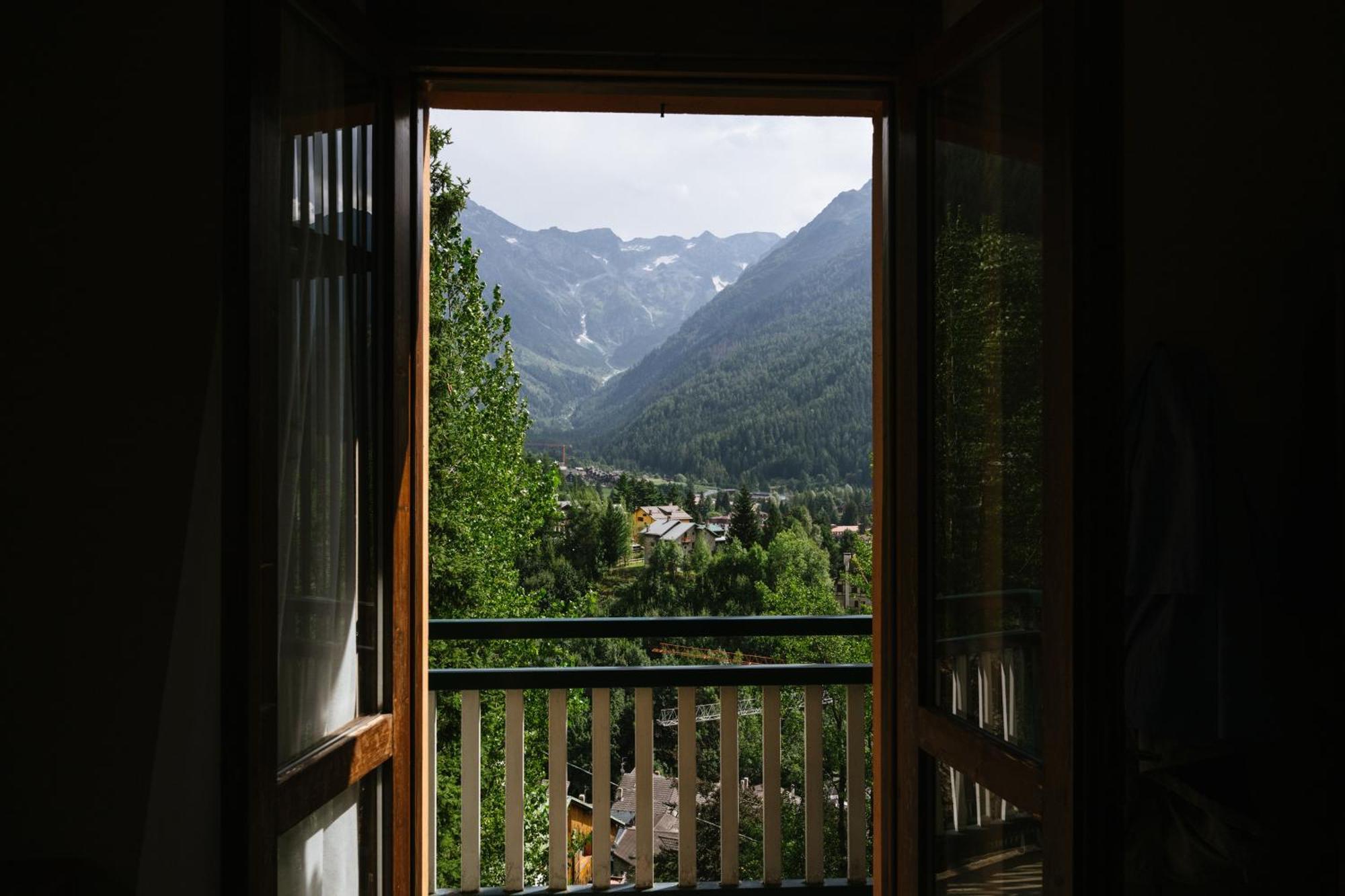 Villa Luzzago Ponte Di Legno Exteriör bild
